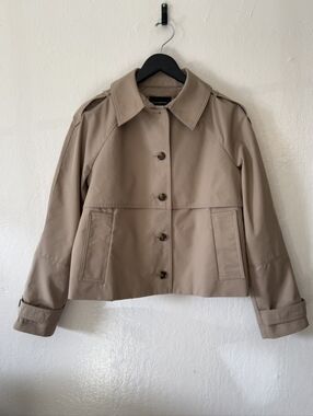 Banana Republic Cropped Tan Trench Coat